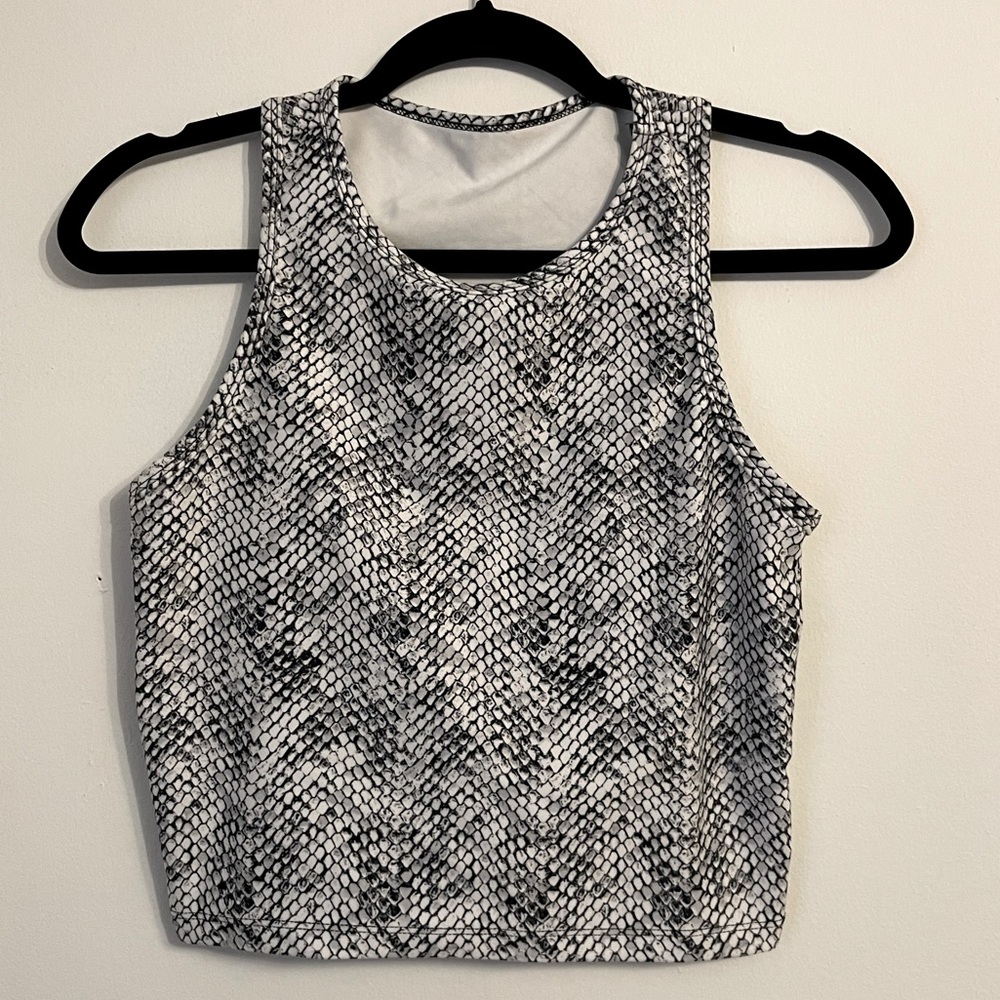 Balance Collection Printed Crop Top - Line Marika